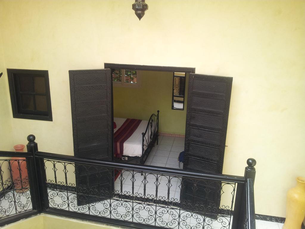 Riad Les Portes De La Medina Marrakesh Chambre photo